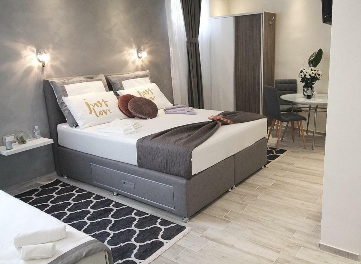 Sette Stanze Hotel โปเรช ภายนอก รูปภาพ