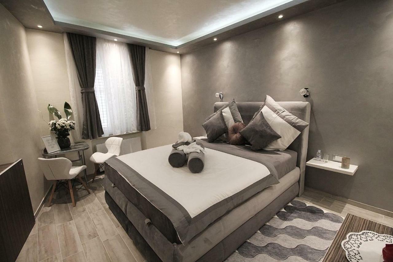 Sette Stanze Hotel โปเรช ภายนอก รูปภาพ