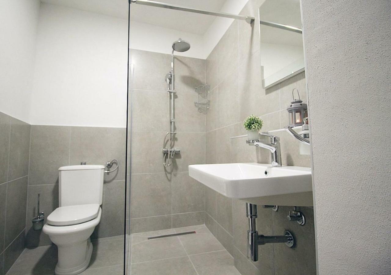 Sette Stanze Hotel โปเรช ภายนอก รูปภาพ