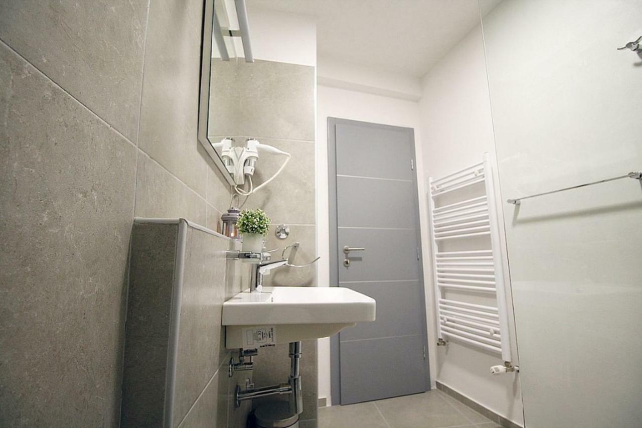 Sette Stanze Hotel โปเรช ภายนอก รูปภาพ